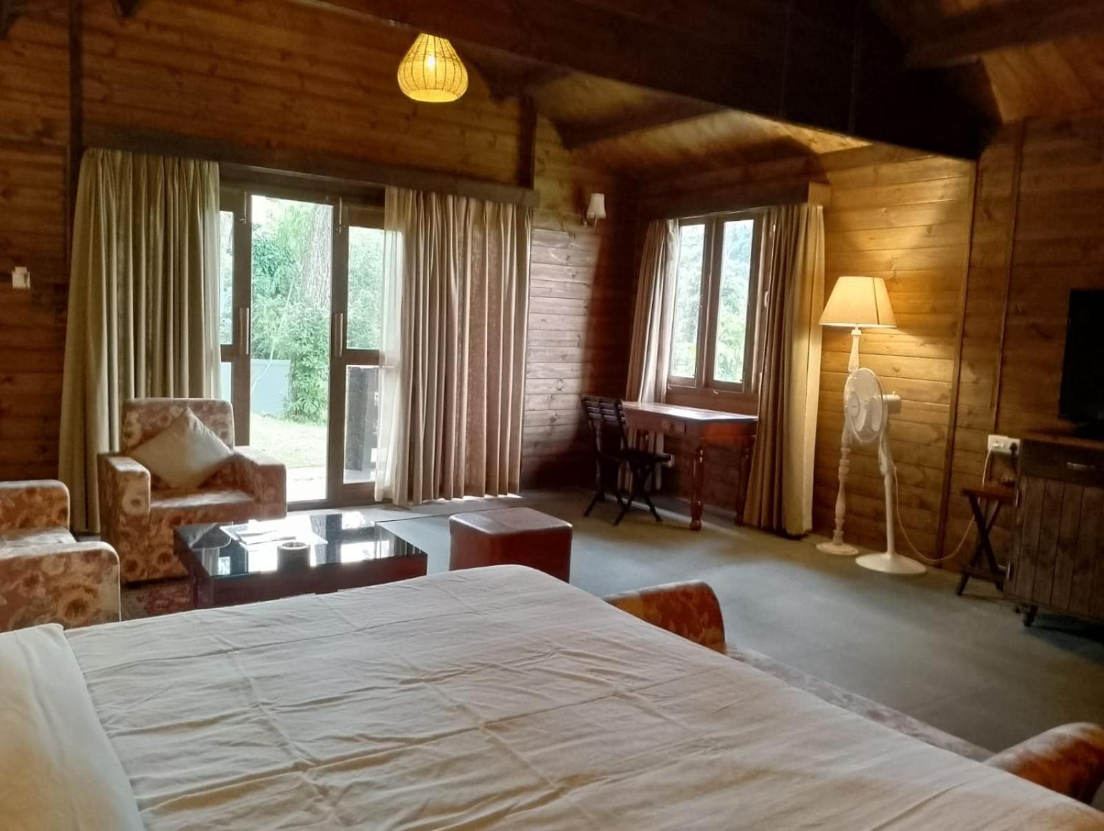 The Heritage Club - Tripura Castle Hotel And Spa Shillong Dış mekan fotoğraf