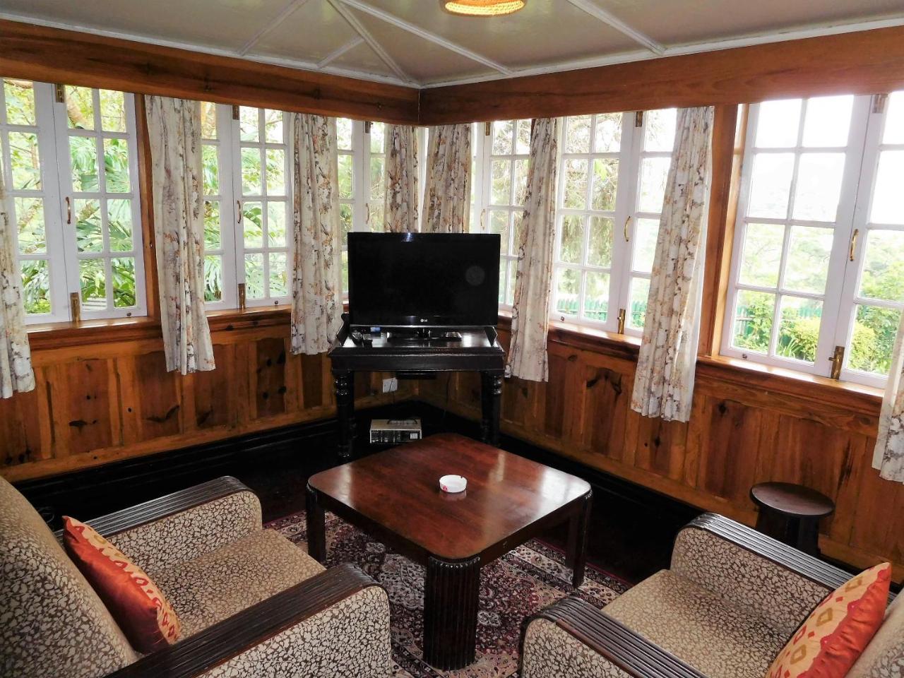 The Heritage Club - Tripura Castle Hotel And Spa Shillong Dış mekan fotoğraf