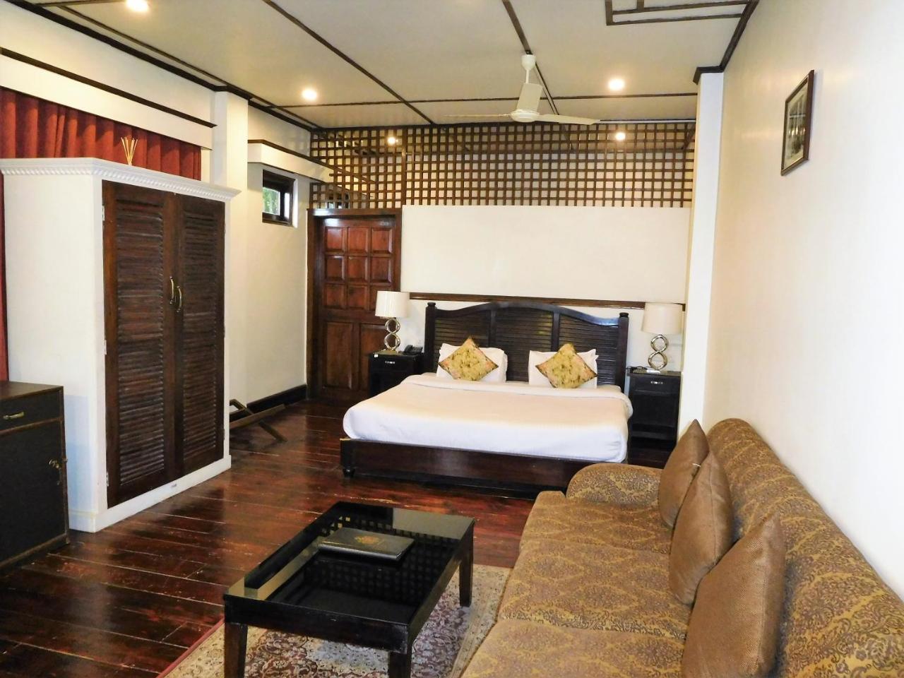 The Heritage Club - Tripura Castle Hotel And Spa Shillong Dış mekan fotoğraf